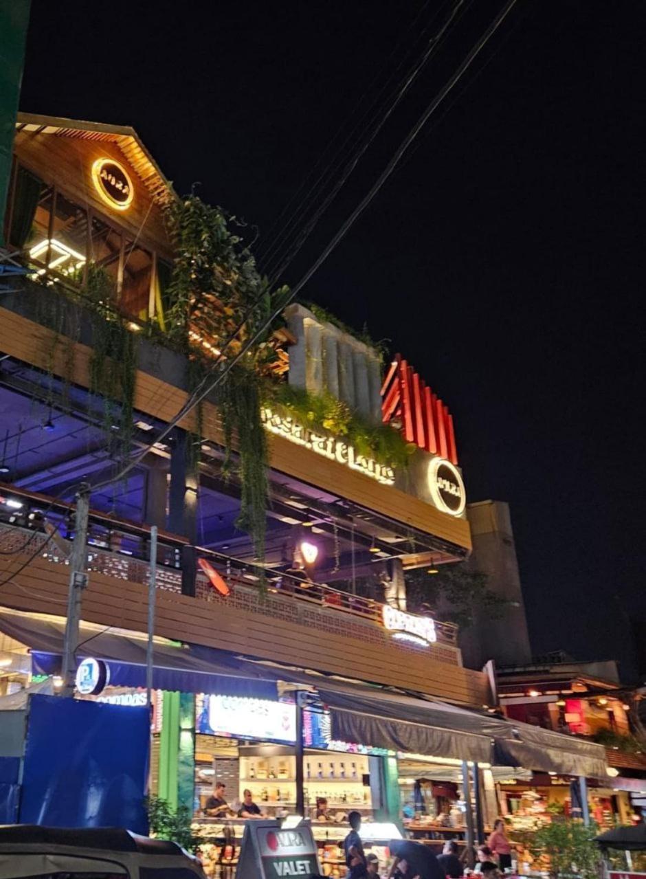 Times Hotel At Bassac Lane Phnom Penh Luaran gambar