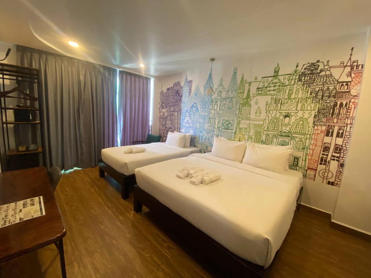 Times Hotel At Bassac Lane Phnom Penh Luaran gambar